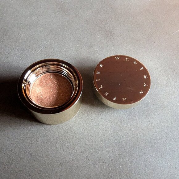 Westman Atelier - Limited Edition Eye Pod Fête: champagne with gold iridescence - Picture 11 of 12